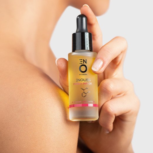 Huile sèche concentrés en actifs purifiants qui agit sur l'excès de sébum et les imperfections