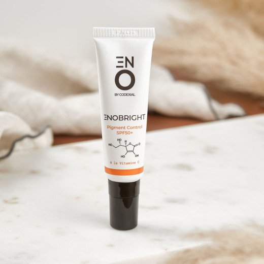Crème uniformisante anti-taches concentrée en vitamine C